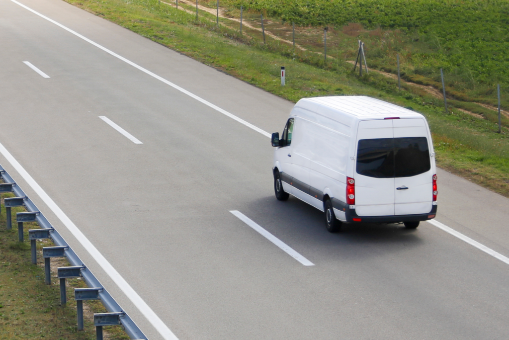 Ajopiirturivaatimus yli 2,5 tonnin hyötyajoneuvoille kansainvälisessä liikenteessä