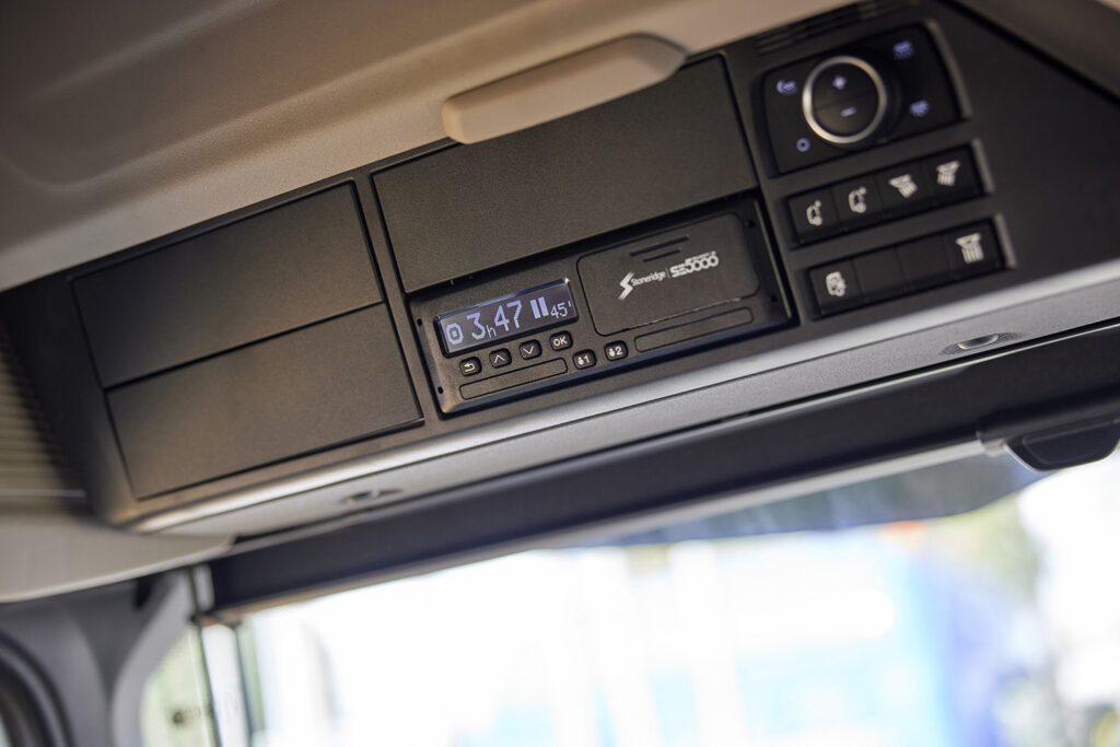 Stoneridge SE5000 Smart 2 OSNMA ajopiirturi